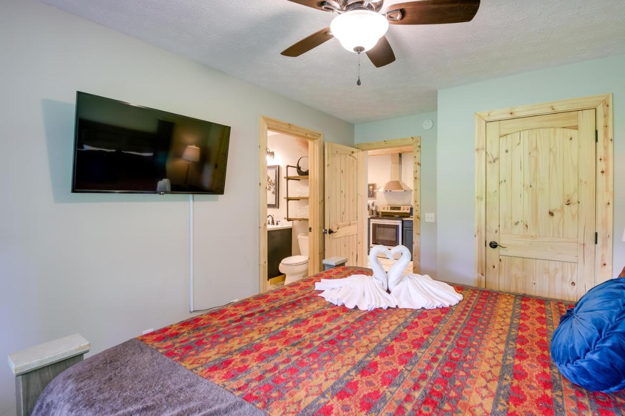 Sevierville Cabin With Private Hot Tub And Fire Pit Exteriör bild