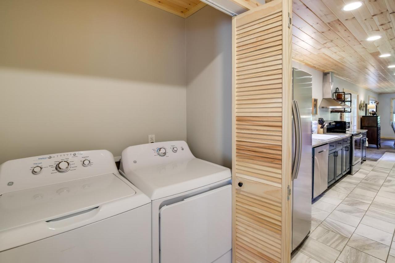 Sevierville Cabin With Private Hot Tub And Fire Pit Exteriör bild