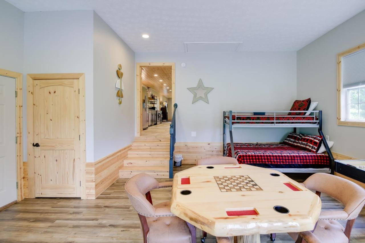 Sevierville Cabin With Private Hot Tub And Fire Pit Exteriör bild