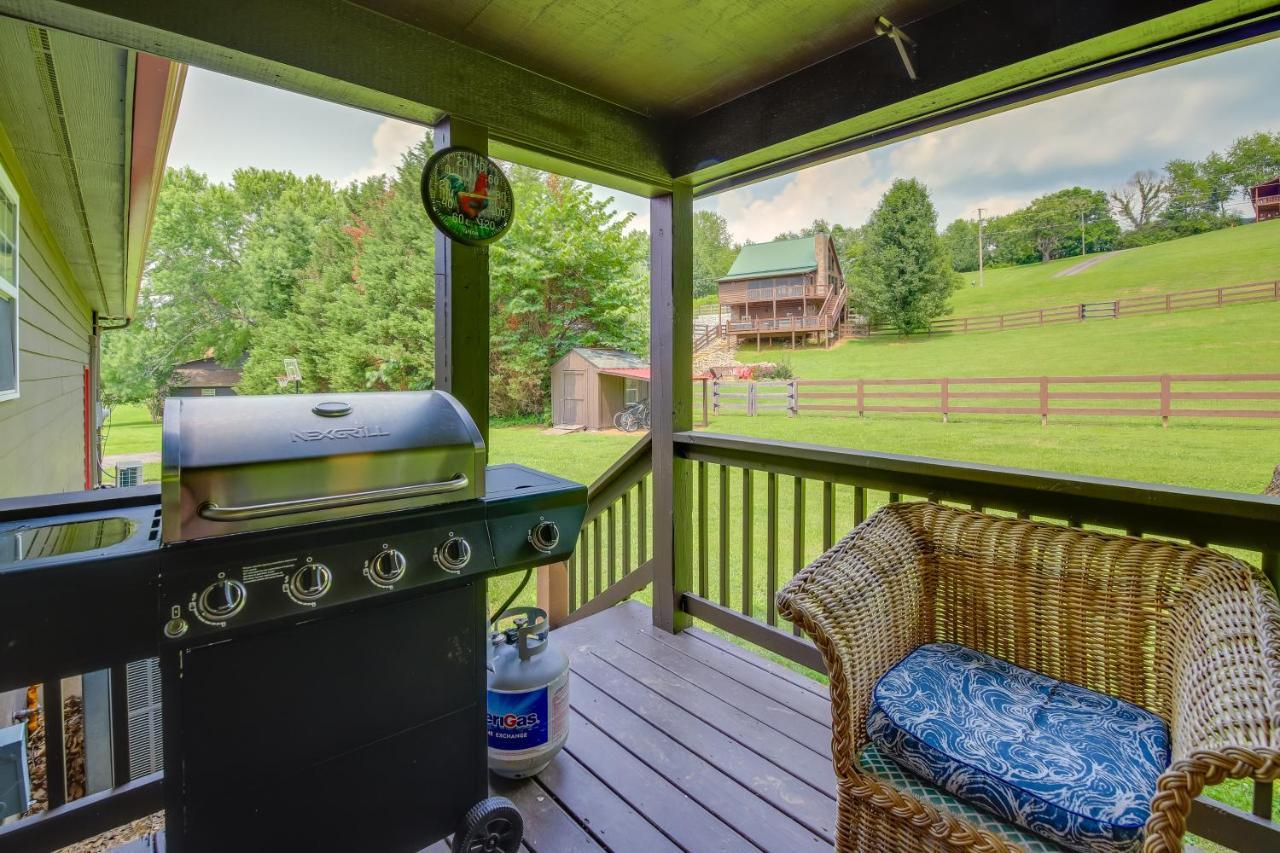 Sevierville Cabin With Private Hot Tub And Fire Pit Exteriör bild