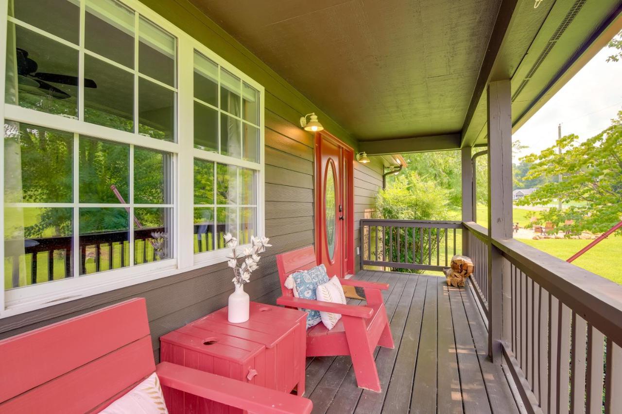 Sevierville Cabin With Private Hot Tub And Fire Pit Exteriör bild